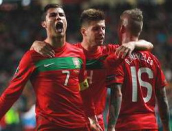 Евро-2012: Португалия в суперматче разгромила Боснию и Герцеговину