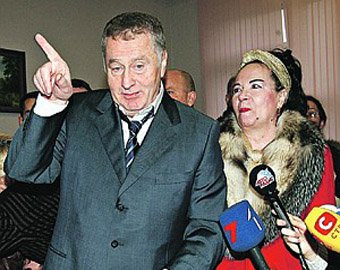 ЦИК опубликовал сведения о доходах Жириновского и его жены