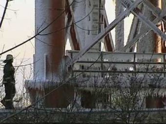 Во Владивостоке загорелся мост к саммиту АТЭС: названы версии пожара