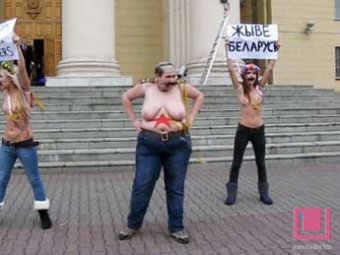 Обнародованы фото белорусских феминисток после «избиения» спецслужбами