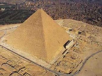 В 2012 году археологи распечатают тайные врата пирамиды Хеопса