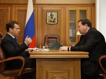 Медведев уволил губернатора Архангельской области Михальчука
