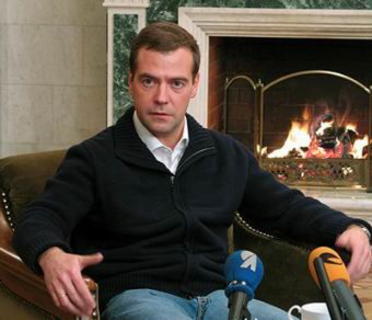 Вслед за Путиным Медведев в Сочи встретился с главредами СМИ