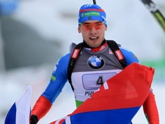 Биатлонист Шипулин выиграл золото на этапе Кубка мира
