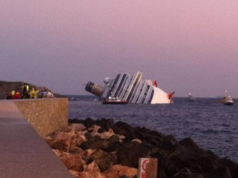 У берегов Италии разыгралась трагедия в духе "Титаника". На борту было 108 россиян