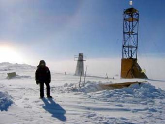СМИ: на озере в Антарктиде могла сохраниться база Гитлера