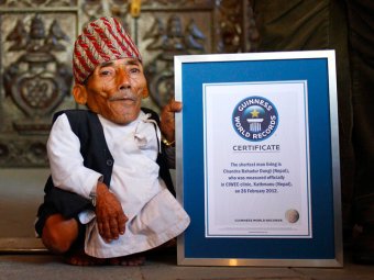 72-летний житель Непала стал самым низкорослым человеком за всю историю
