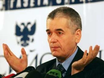 Онищенко предложил оценивать работу губернаторов по количеству алкоголиков в регионе