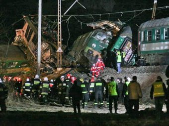 В Польше столкнулись два поезда, много погибших