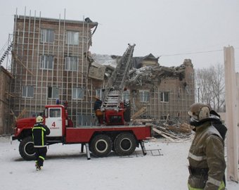 В Челябинске обрушились два этажа офисного здания