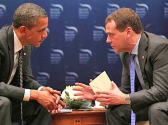 Приватный разговор Обамы и Медведева  попал в прессу, вызвав скандал (РАСШИФРОВКА)