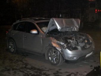 По дороге из клуба юный москвич сбил 4 человек и разбил 7 машин