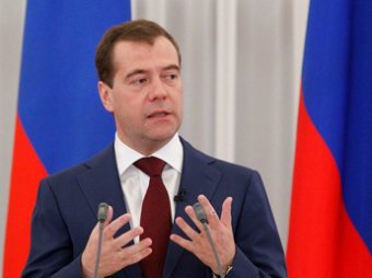Медведев призвал Путина вступить в «Единую Россию»
