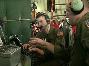 США расстреляли и затопили японский «корабль-призрак»