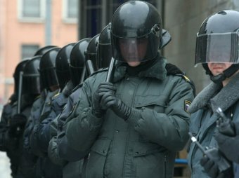 Полиция потратит 15 млн руб. на закупку снаряжения для разгона митингов