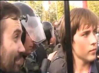 В сети появились новые эпизоды из фильма Пивоварова про оппозицию с Собчак и Пономаревым