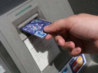 Случаи мошенничества с банкоматами выросли в 9 раз