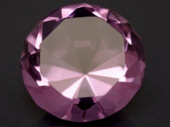 Уникальный "Марсианский розовый" бриллиант продан за 17,4 миллиона долларов