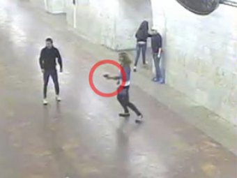 Студентку, расстрелявшую пассажиров в столичном метро, нашли по видео