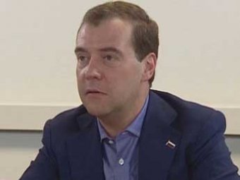 Медведев стал первым в истории России партийным премьер-министром