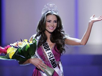 Конкурс "Мисс США" выиграла виолончелистка из Род-Айленда