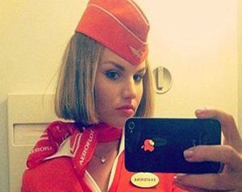 Стюардесса, уволенная за твит о крушении SSJ-100, стала офис-менеджером "ВКонтакте"
