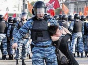 18-летней москвичке грозит до 8 лет тюрьмы за «беспорядки» на «Марше миллионов»