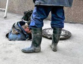 Под Воронежом четверо рабочих погибли, отравившись газом в коллекторе