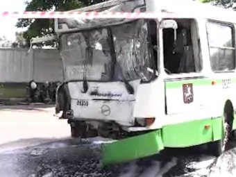 Крупное ДТП в Москве: 19 пострадавших, в том числе трое детей