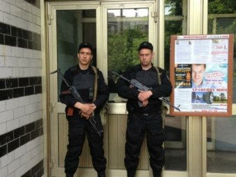 В СМИ попали фото и видео обыска дома у Навального и Собчак