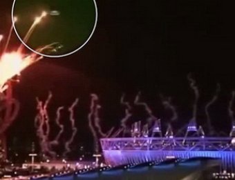 На открытии Олимпиады над стадионом заметили НЛО