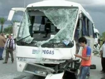 В Турции разбился автобус с российским туристами: двое погибли, 11 ранены