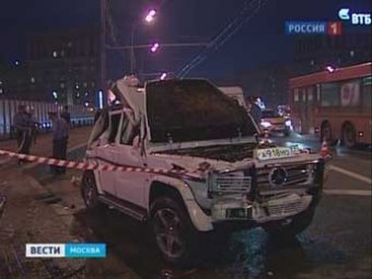 Священник на "Геледвагене" в центре Москвы сбил насмерть двух рабочих