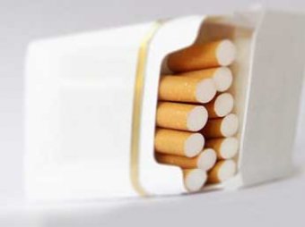 Австралия первой в мире лишила сигаретные пачки логотипов