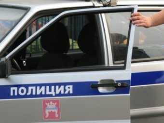 В Хабаровске мужчина пытался вернуть невесту, захватив заложников и угрожая взорвать