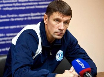 Скончался главный тренер женской сборной России по волейболу. СМИ сообщают о самоубийстве