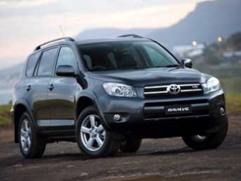 Toyota отзывает сотни тысяч внедорожников из-за риска поломки