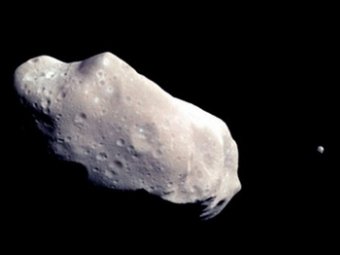 Рядом с Землёй пронёсся астероид размером с многоэтажку
