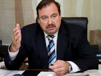 Единороссы обвинили Гудкова в шантаже и жизни "по понятиям"