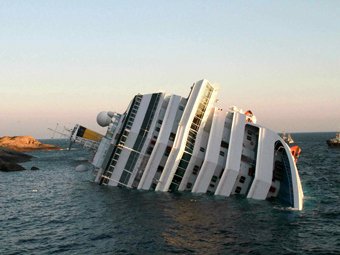 СМИ: Затонувший лайнер Costa Concordia разграблен мародёрами