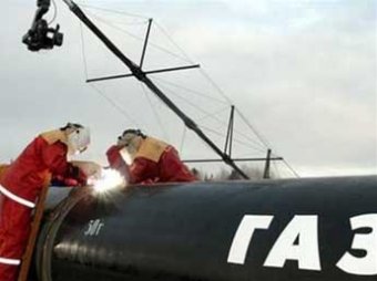 "Газпром" к юбилею Путина запустил вторую ветку "Северного потока"