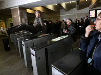 Заммэра Москвы опроверг информацию о появлении контролёров в метро