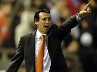 После разгрома от "Динамо" тренер "Спартака отправлен в отставку