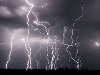 В штате Южная Австралия за сутки зафиксировано более 170 тысяч молний