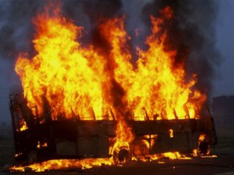 В Омске за ночь сгорело 11 автобусов
