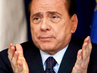 Берлускони будет выплачивать своей бывшей жене по 100 тысяч евро в день