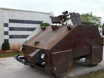 В Сирии повстанцы построили танк, управляемый с помощью Sony Playstation