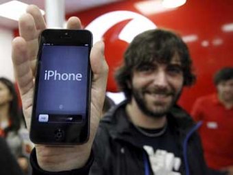 Названа цена и дата начала продажи iPhone 5 в России