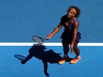 Серена Уильямс сенсационно вылетела с Australian Open, сломав со злости ракетку