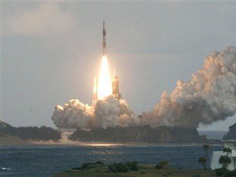 В Японии запустили ракету с двумя спутниками для наблюдения за Землей